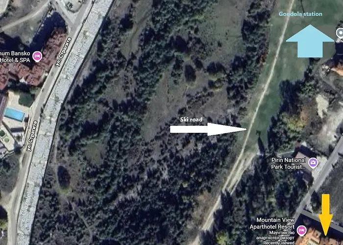 Ski-in Flat Next To Road At Mountain View *